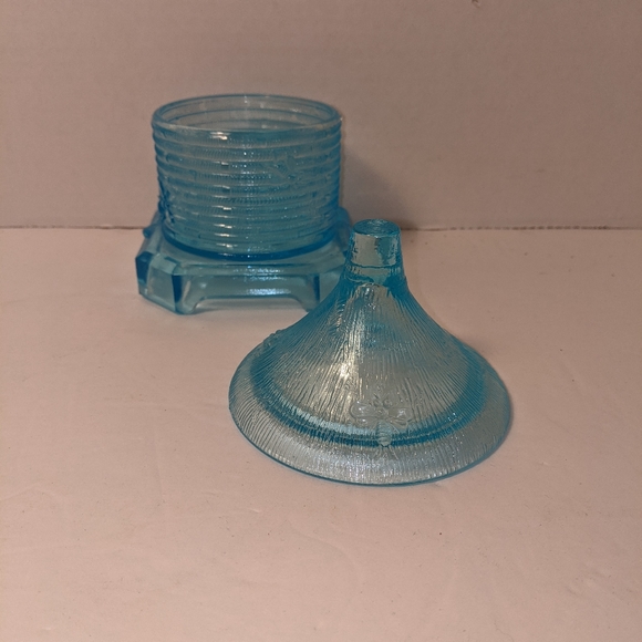Vintage Imperial Glass Bee Hive Honey - Picture 2 of 2